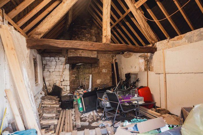 Image No.18-2 Bed Property for sale