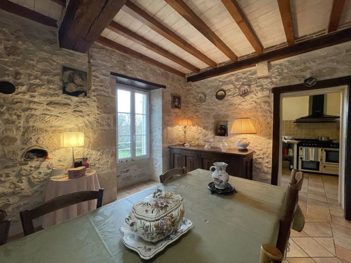 Image No.3-5 Bed Property for sale