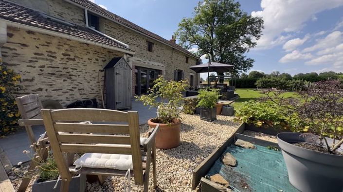 Image No.19-2 Bed Property for sale