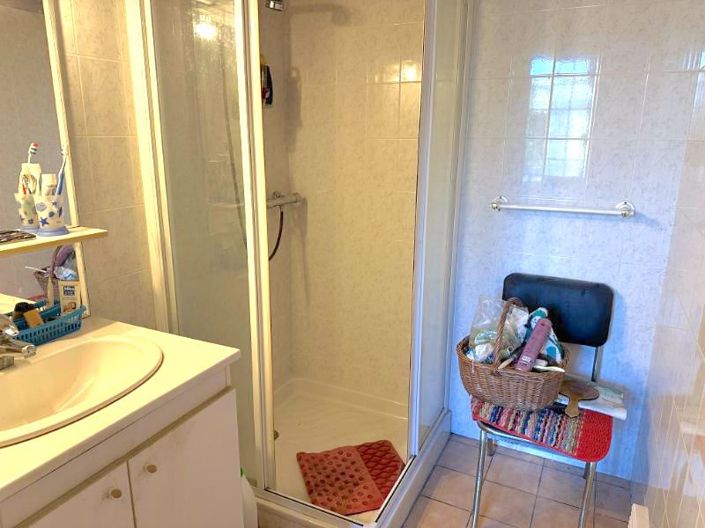 Image No.16-Propriété de 3 chambres à vendre à Manche