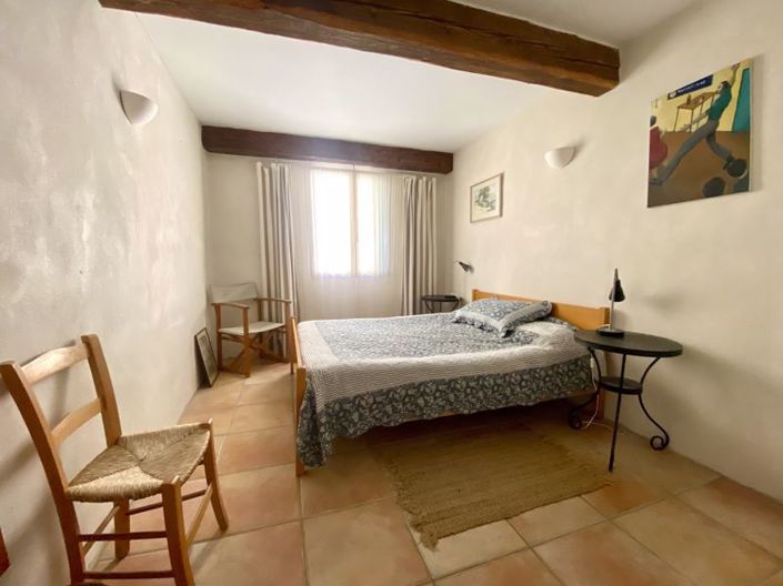 Image No.17-5 Bed Property for sale