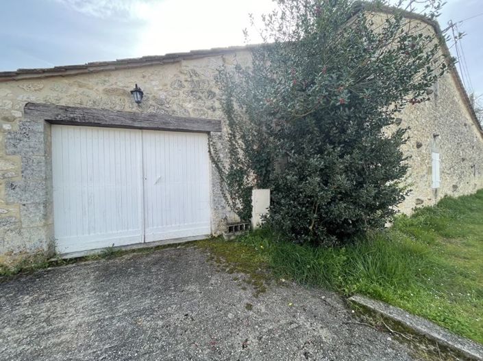 Image No.19-4 Bed Property for sale