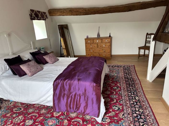 Image No.23-3 Bed Property for sale