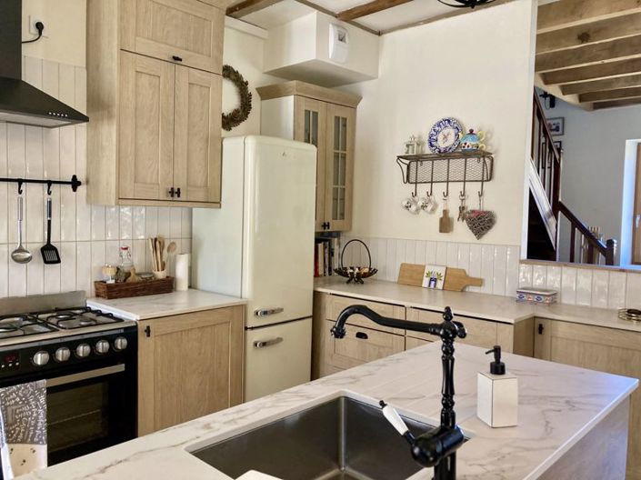 Image No.13-4 Bed Property for sale