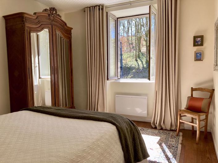 Image No.29-4 Bed Property for sale