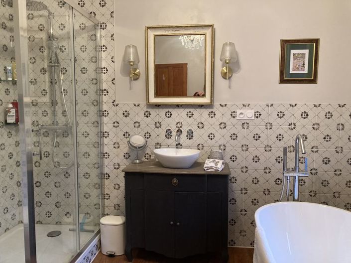 Image No.35-4 Bed Property for sale