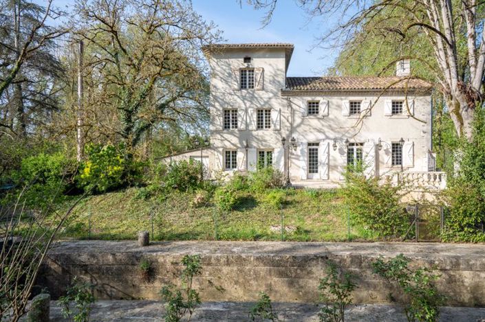 Image No.15-4 Bed Property for sale