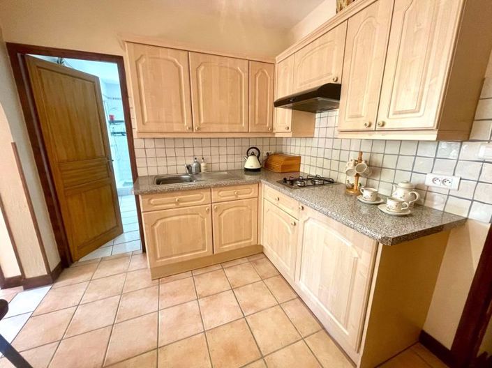 Image No.22-4 Bed Property for sale