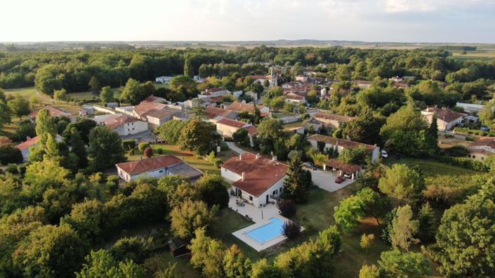 Image No.28-4 Bed Property for sale