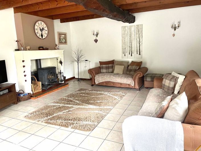 Image No.8-4 Bed Property for sale