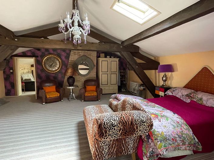 Image No.13-3 Bed Property for sale