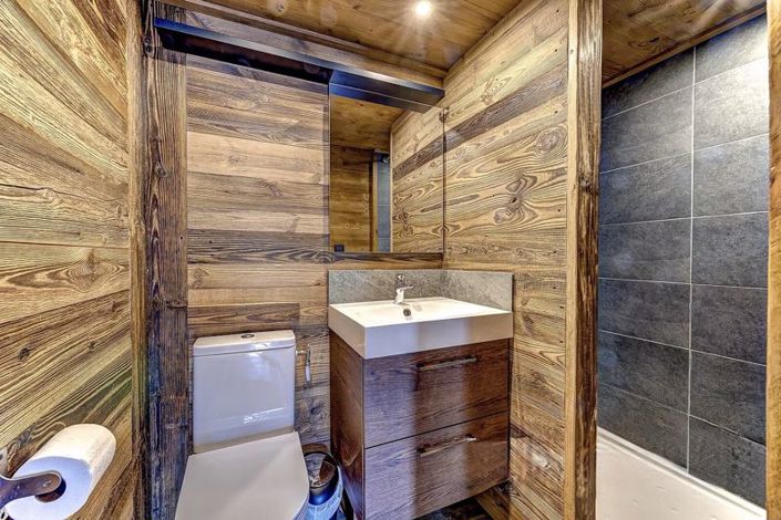 Image No.16-5 Bed Property for sale