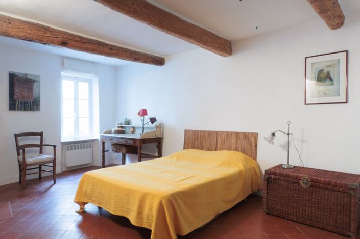 Image No.18-4 Bed Property for sale