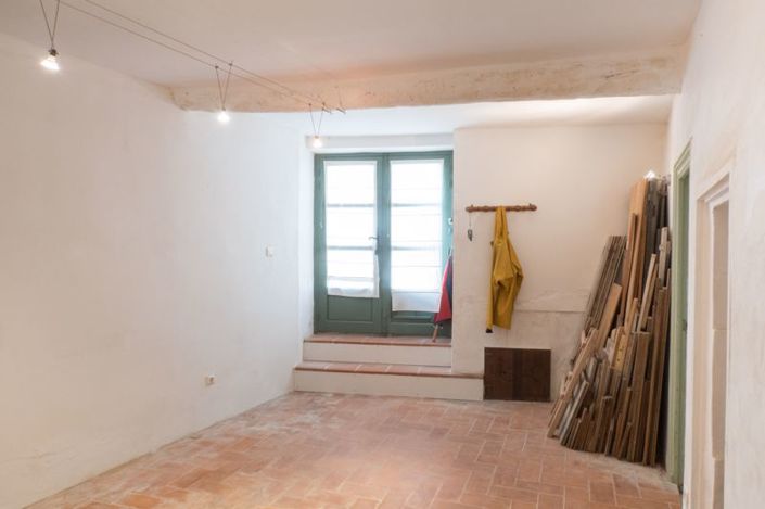 Image No.23-4 Bed Property for sale