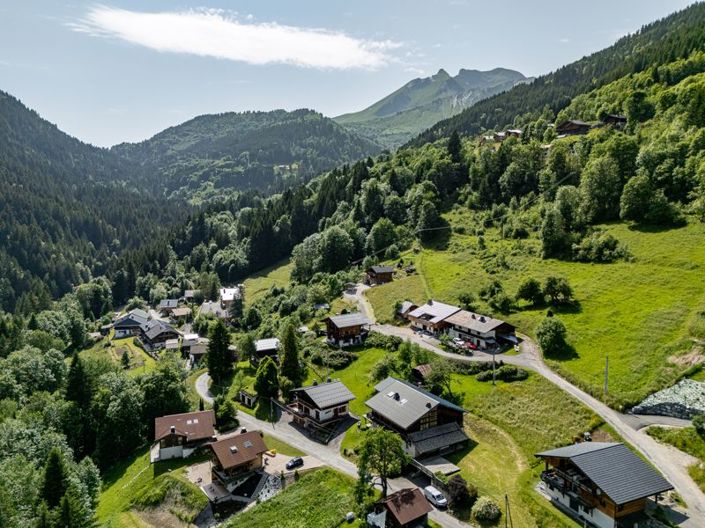 Image No.38-7 Bed Property for sale