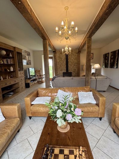 Image No.13-4 Bed Property for sale