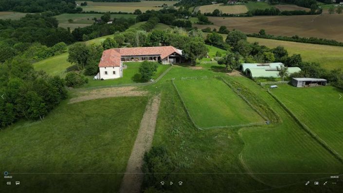 Image No.35-4 Bed Property for sale