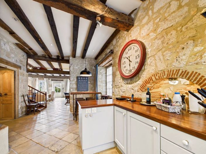 Image No.3-4 Bed Property for sale