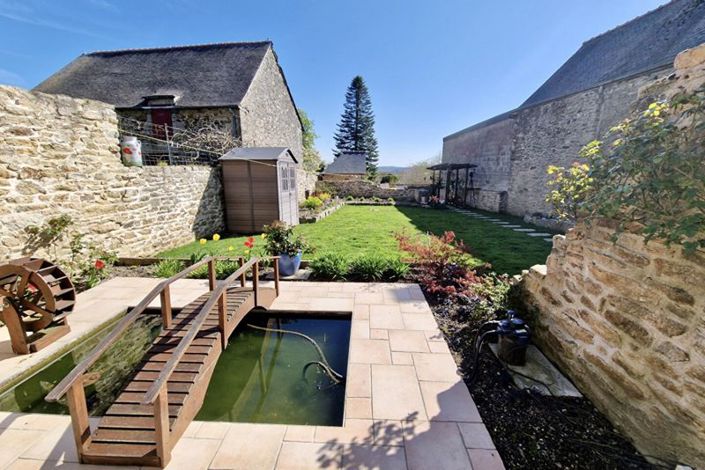 Image No.13-5 Bed Property for sale