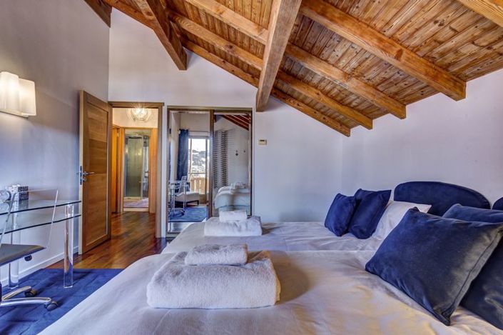 Image No.18-5 Bed Property for sale