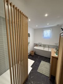 photoa9be135d6bf78086653fd56e6ecba7d7