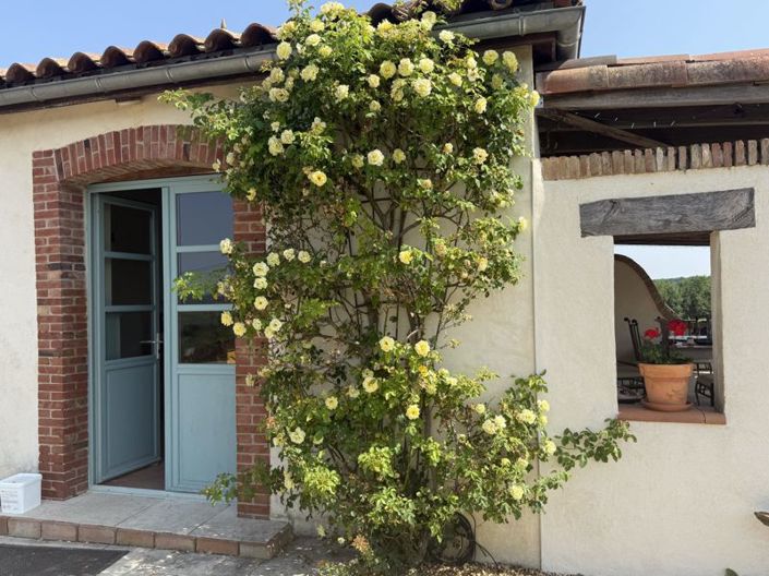 Image No.22-4 Bed Property for sale