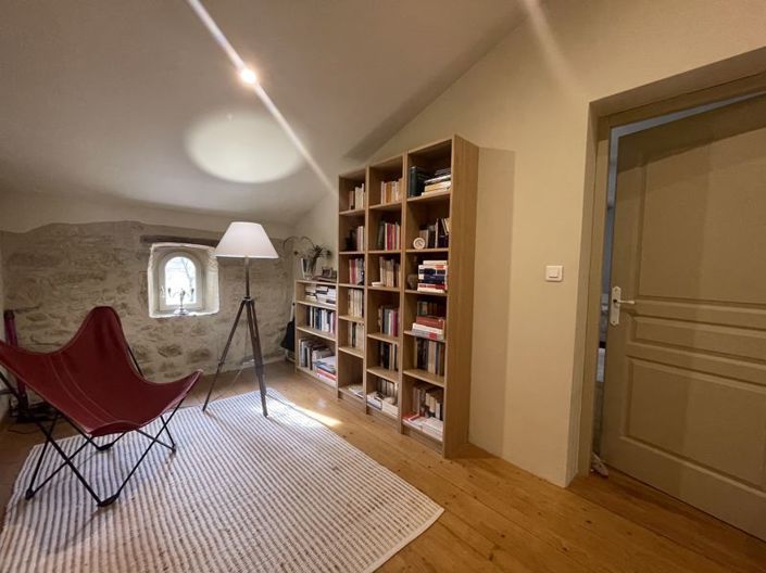 Image No.16-4 Bed Property for sale