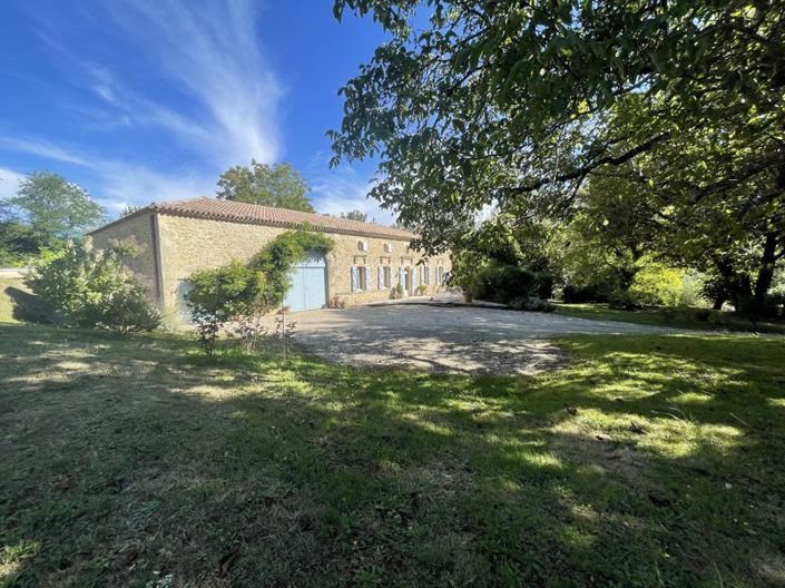 Image No.28-4 Bed Property for sale