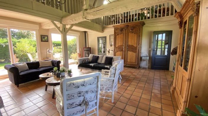 Image No.5-4 Bed Property for sale