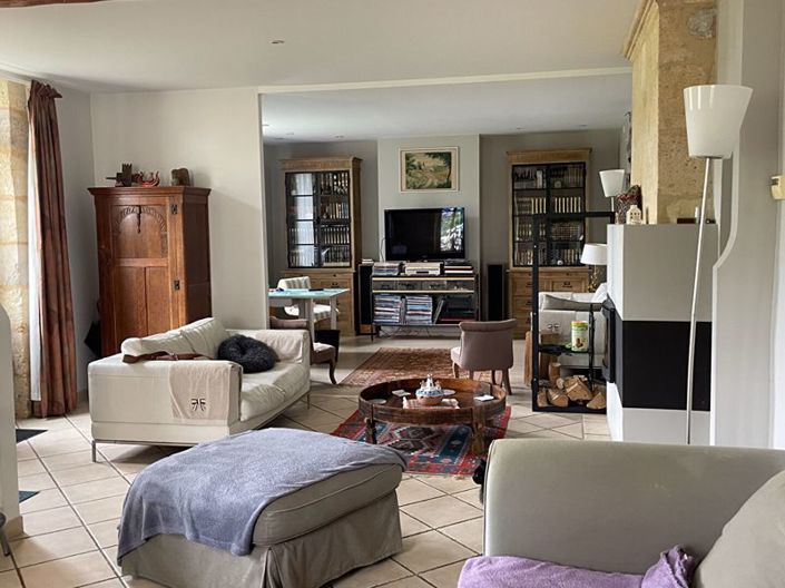 Image No.3-4 Bed Property for sale