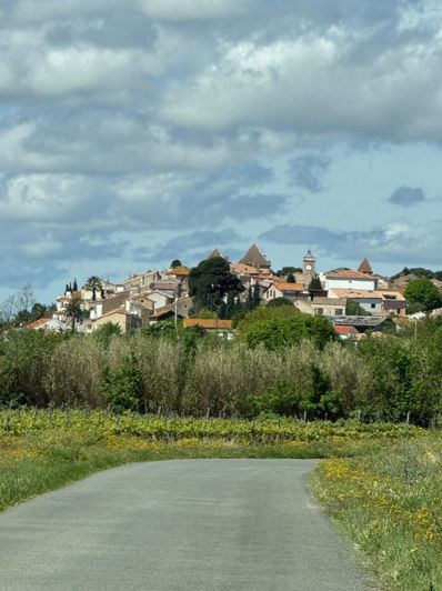 Image No.14-3 Bed Property for sale