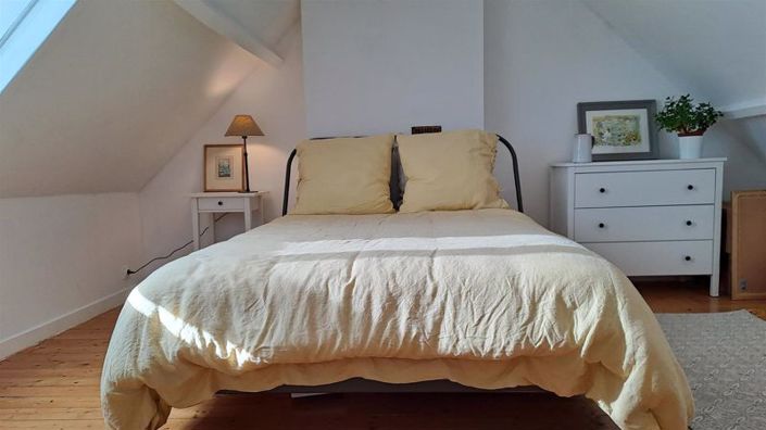 Image No.14-2 Bed Property for sale