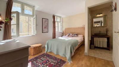 estate-gard-france-warm-and-bright-apartment-