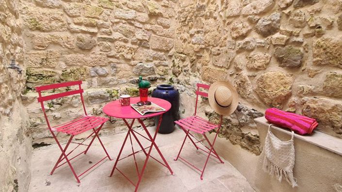 Image No.20-3 Bed Property for sale