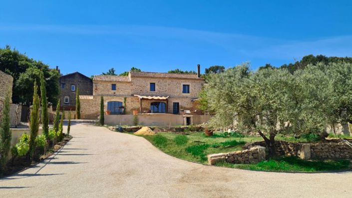 Image No.4-5 Bed Property for sale