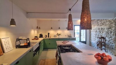 estate-gard-france-renovated-farmhouse-with-r