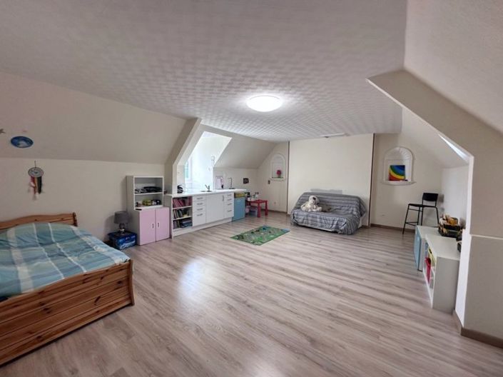 Image No.6-Propriété de 4 chambres à vendre à Manche