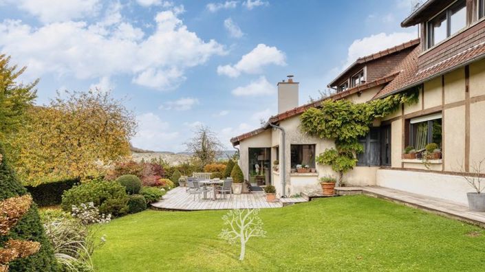 Image No.12-5 Bed Property for sale