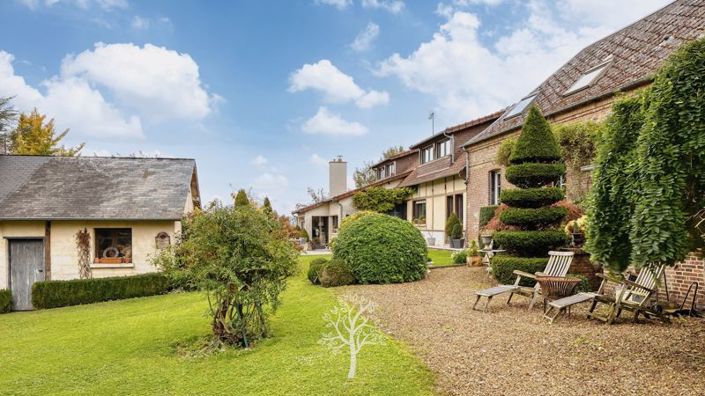 Image No.38-5 Bed Property for sale