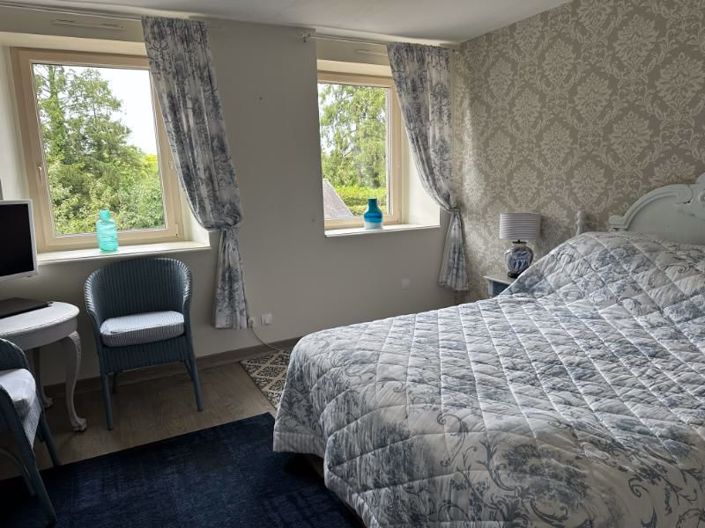 Image No.19-3 Bed Property for sale