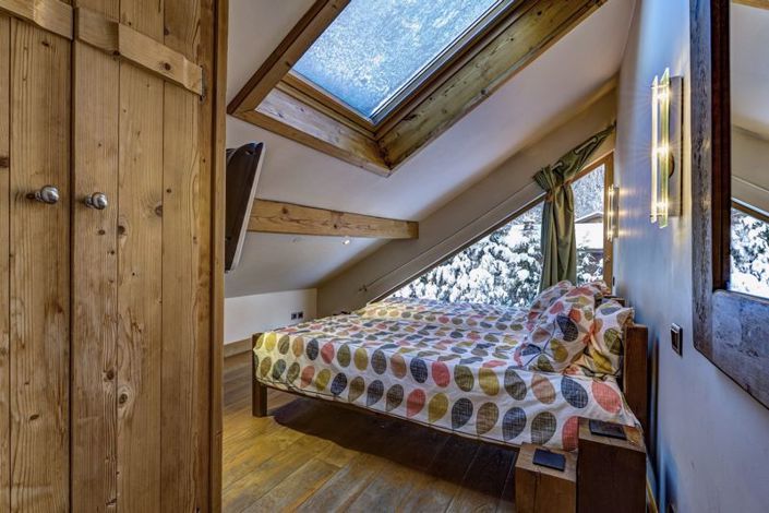 Image No.14-5 Bed Property for sale