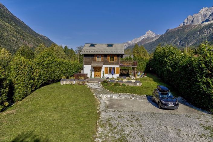 Image No.25-5 Bed Property for sale