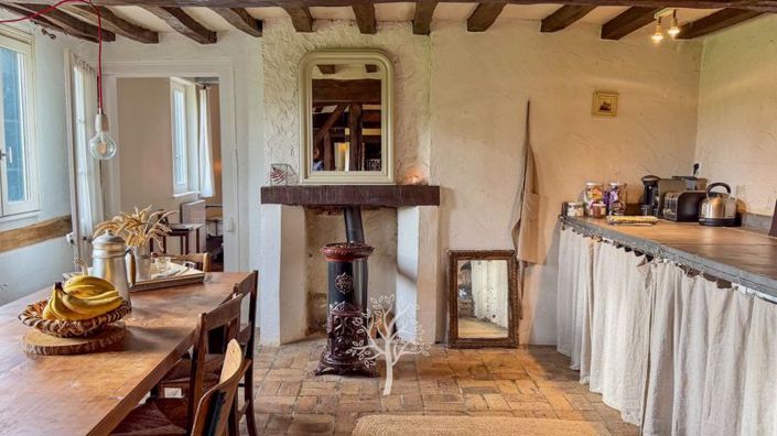 Image No.3-3 Bed Property for sale