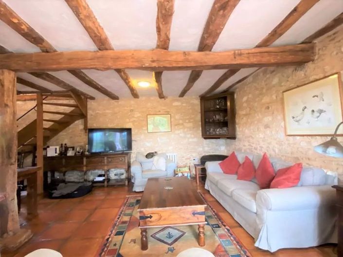 Image No.14-6 Bed Property for sale