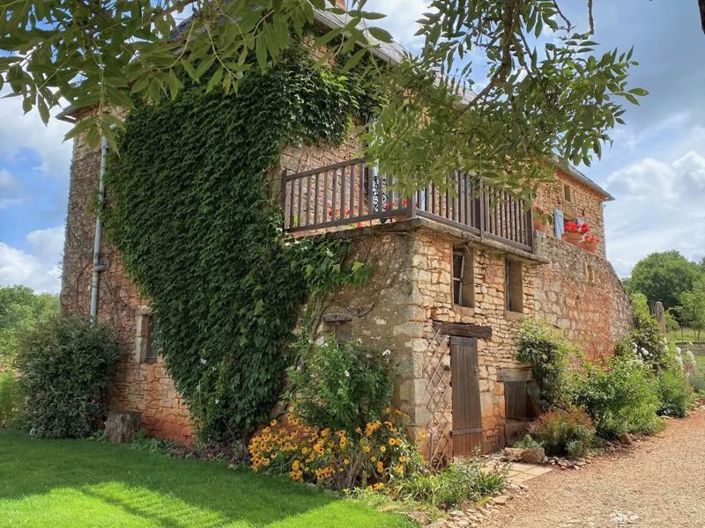 Image No.20-6 Bed Property for sale