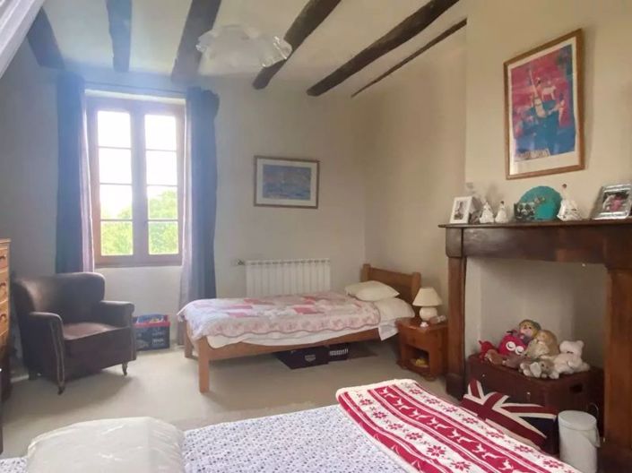 Image No.25-6 Bed Property for sale