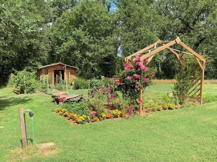 Image No.30-6 Bed Property for sale