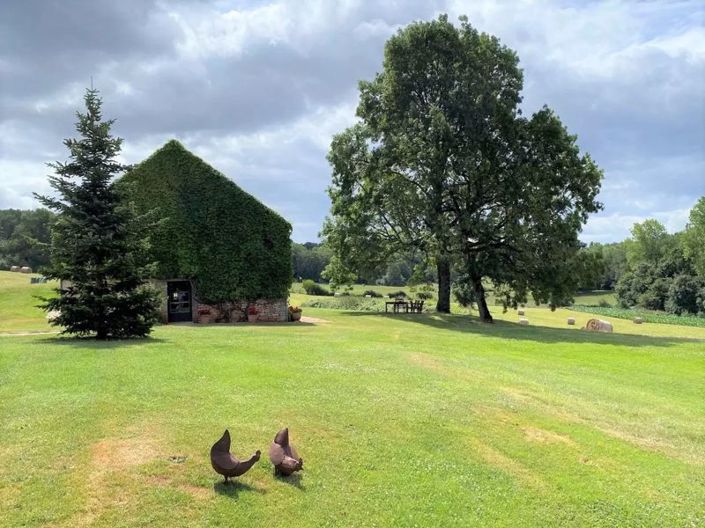 Image No.37-6 Bed Property for sale