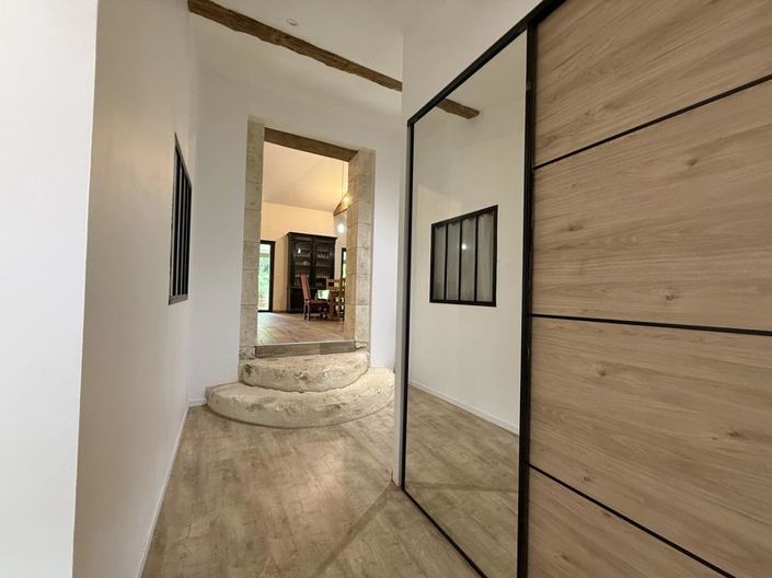 Image No.14-5 Bed Property for sale