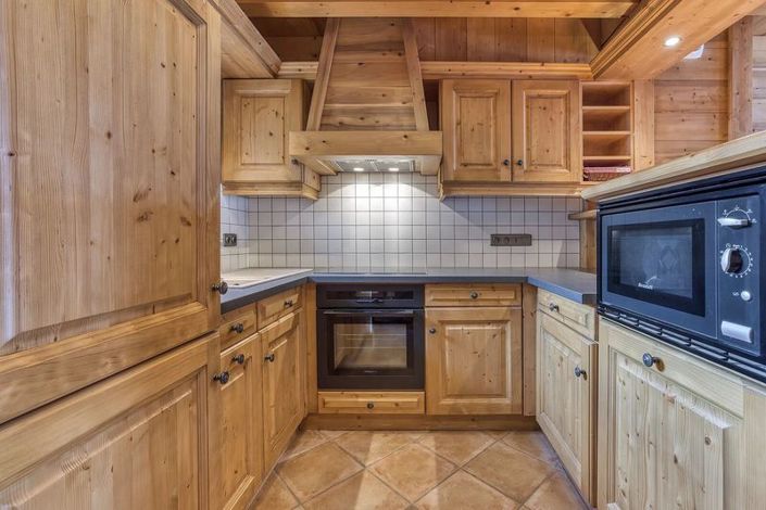 Image No.3-2 Bed Property for sale